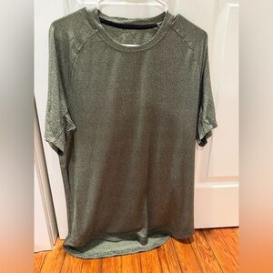 lululemon athletica Men's Olive Crew Neck Performance Tee
